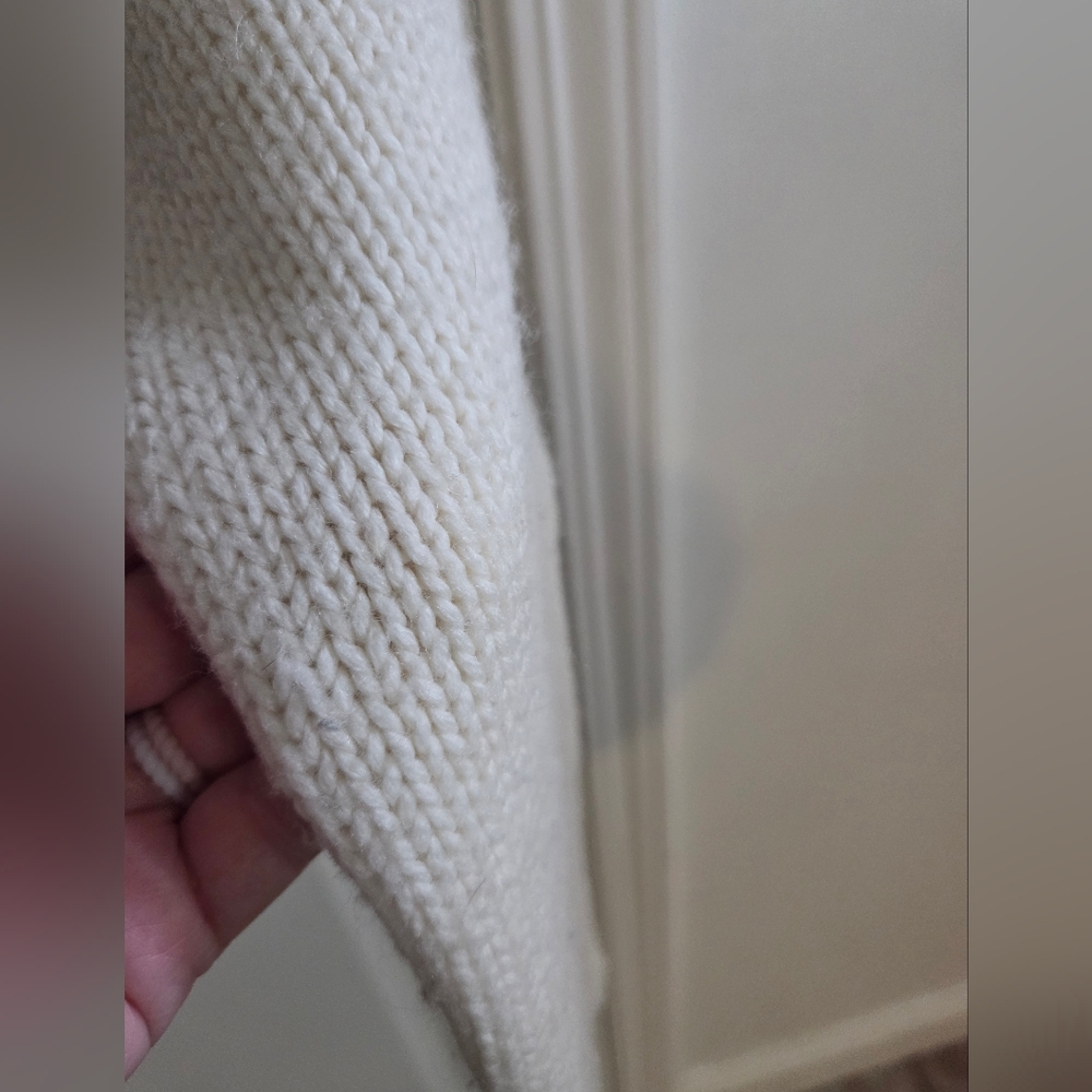 Puritan Cream‎ Geometric Turtleneck Sweater - Picture 2 of 5